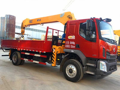 徐工與程力隨車吊報價解析 東風系列隨車吊選購指南